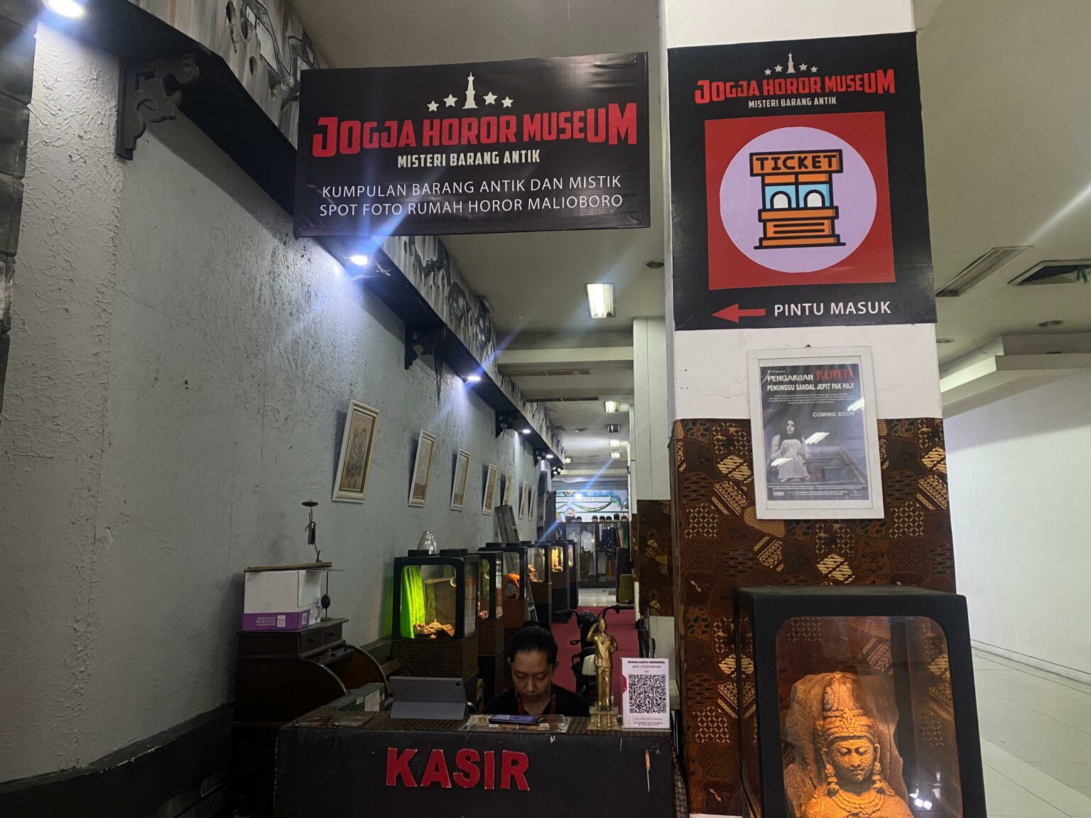 Loket Kasir Rumah Hantu Malioboro