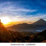 Negeri di Atas Awan Jogja, Wisata Alam yang Menakjubkan Dieng Plateau